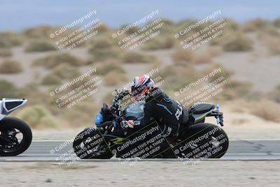 media/May-05-2025-Moto Forza (Mon) [[3c1838c5e5]]/2-B Group/Session 3 (Panning Test Turn 14 Inside)/